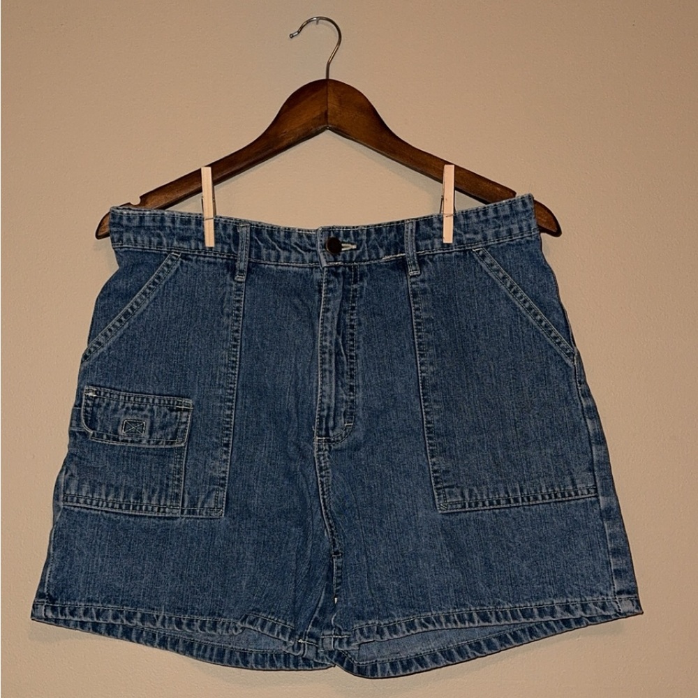 SO…. GSJC vintage jean shorts size 11